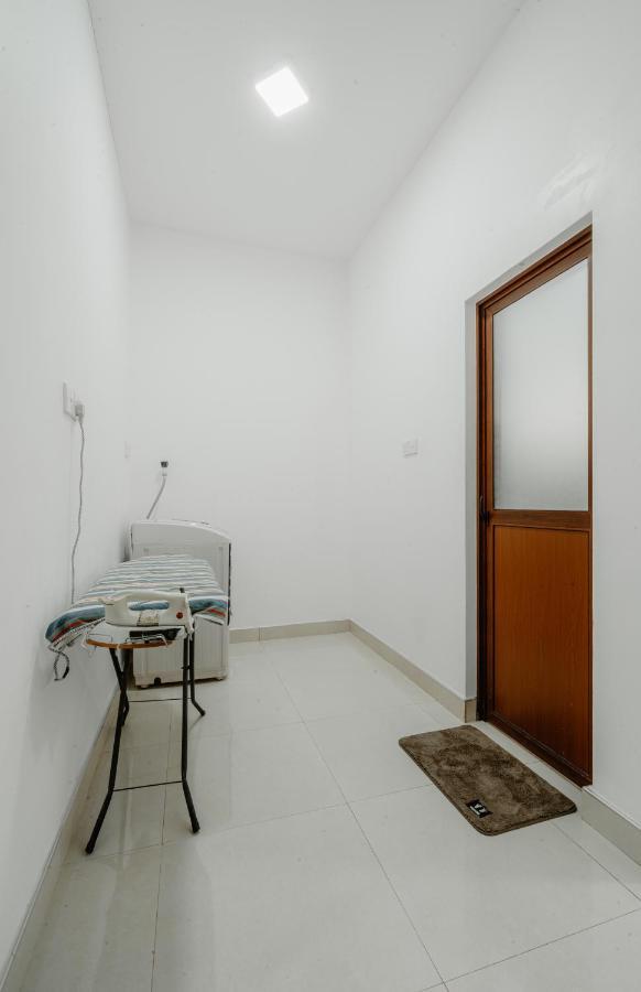 Sri Construction Circuit Bungalow Batticaloa Buitenkant foto