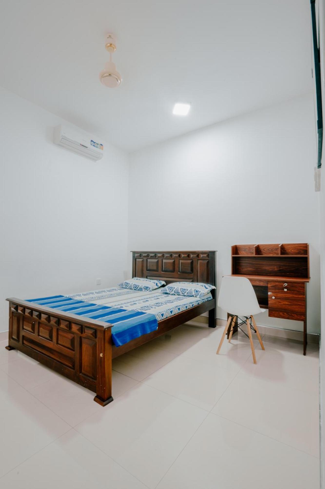 Sri Construction Circuit Bungalow Batticaloa Buitenkant foto